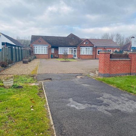 En-Suites Rooms In Northampton Moulton  ภายนอก รูปภาพ